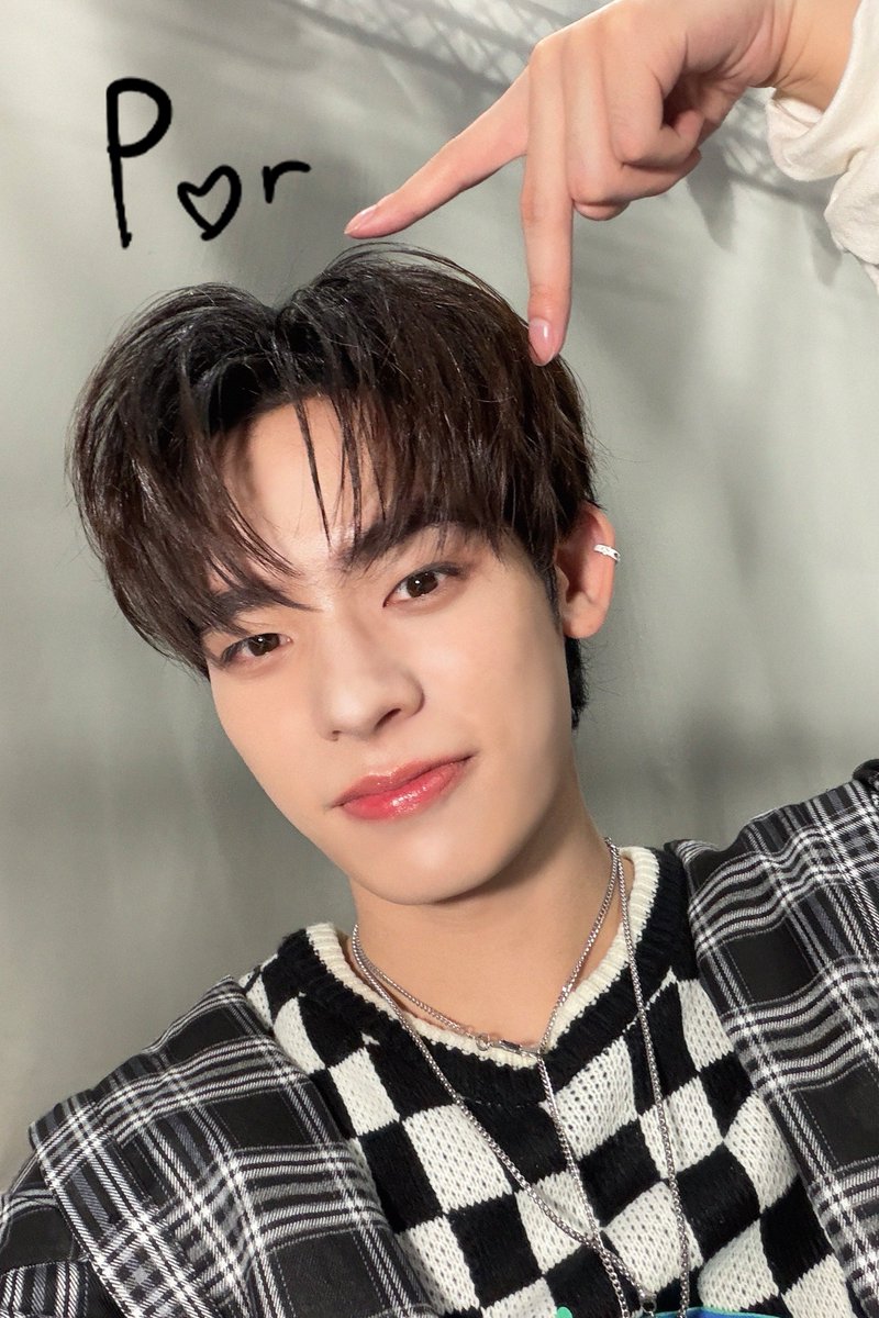 𝒏𝒊𝒍𝒏𝒊 ˚.🎀༘⋆ tweet media
