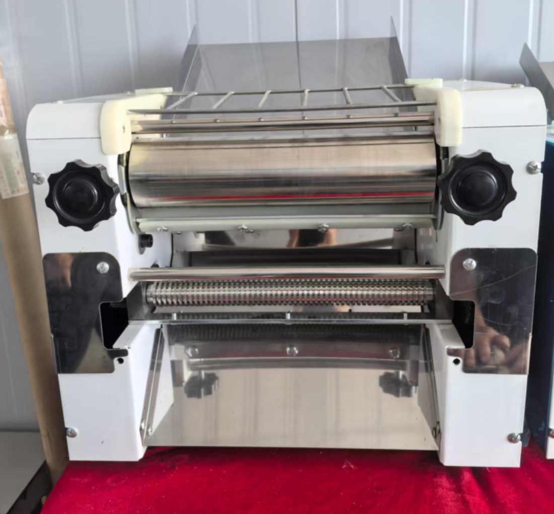 fudeanna's tweet photo. home use noodle machine https://t.co/vYZ7LYXTIF
