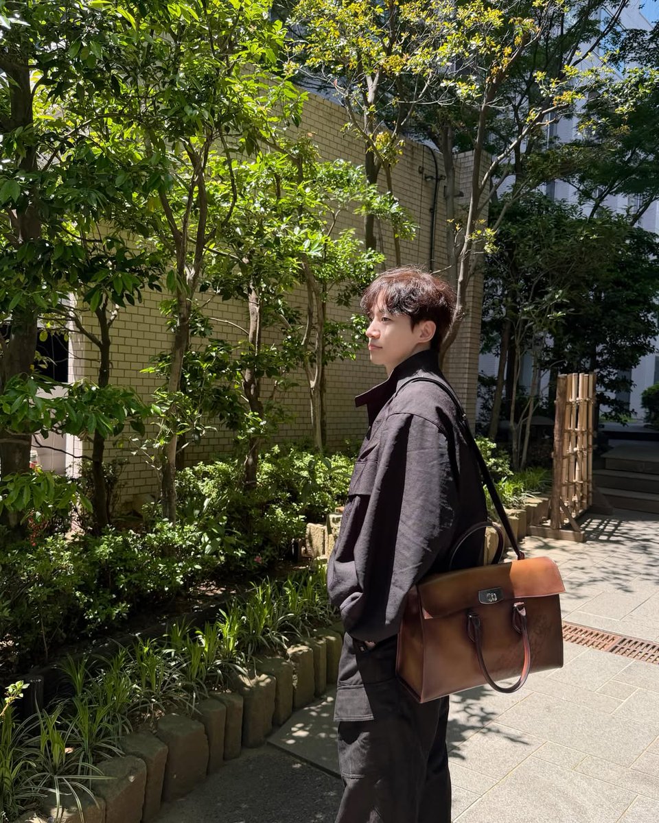 볼매잊 tweet media