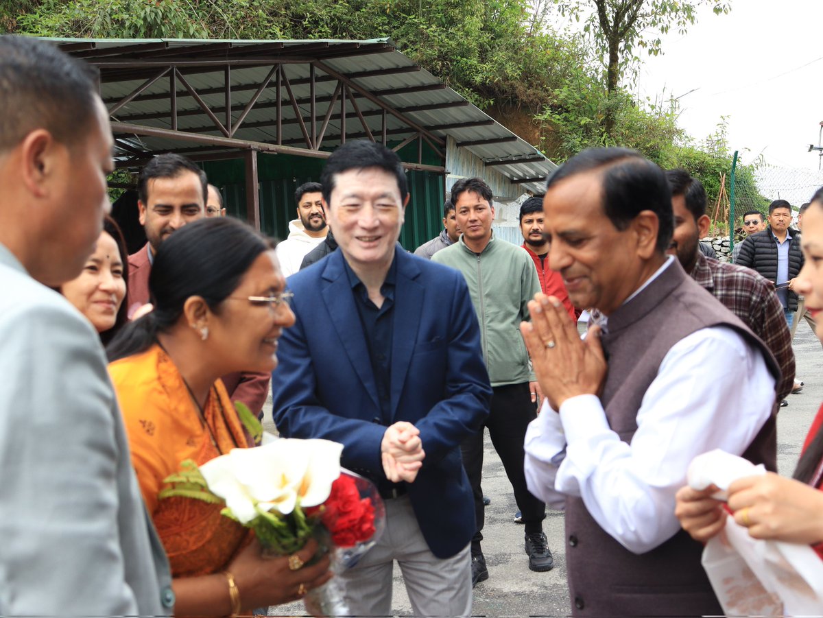 NITSIKKIM1's tweet photo. Hon’ble MoS for Women & Child Development, Smt. Savitri Thakur visited #NITSikkim today along with MP Dr. Indra Hang Subba, MLA Shri Rikzel Bhutia, DM Namchi and officials. Prof. M.C. Govil welcomed the delegation and highlighted the institute’s progress and achievements. https://t.co/v1Vff45RPG