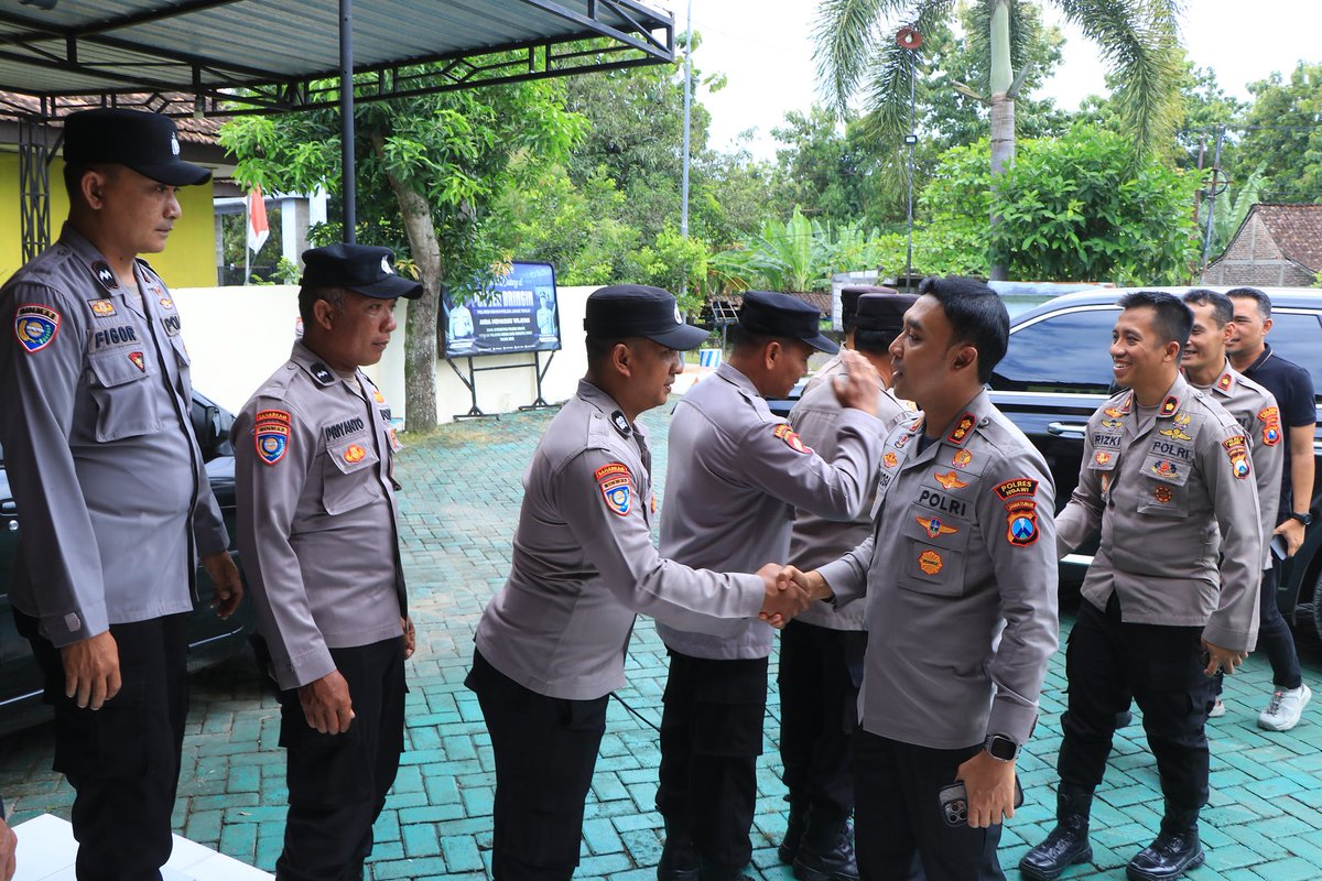 Polres Ngawi tweet media