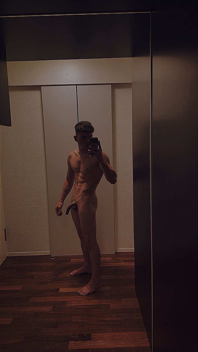 Twink Breaker tweet media