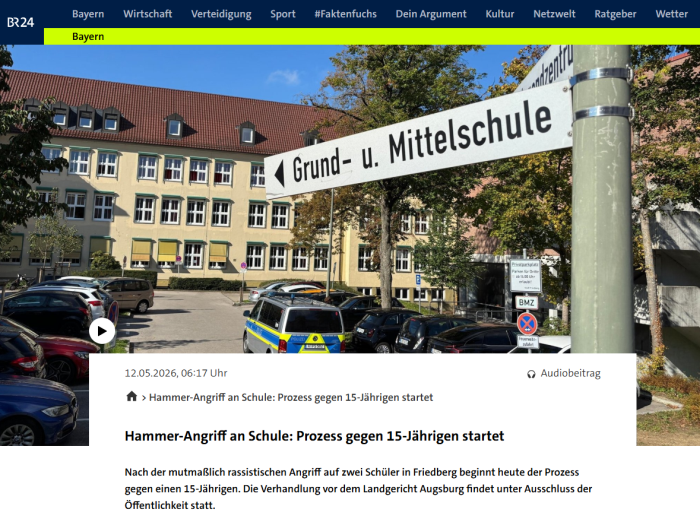 RobKPunkt_4887's tweet photo. ⚖️ Hammer-Angriff in #Friedberg: Prozessstart
Vor dem LG #Augsburg hat heute der #Prozess gegen einen 15-Jährigen begonnen. Er soll im Okt. 2025 zwei Mitschüler mit einem Hammer attackiert haben. Anklage: Versuchter Mord.
Motiv: Mutmaßlich #Rassismus & #Islamfeindlichkeit. https://t.co/8NUDpIqekm