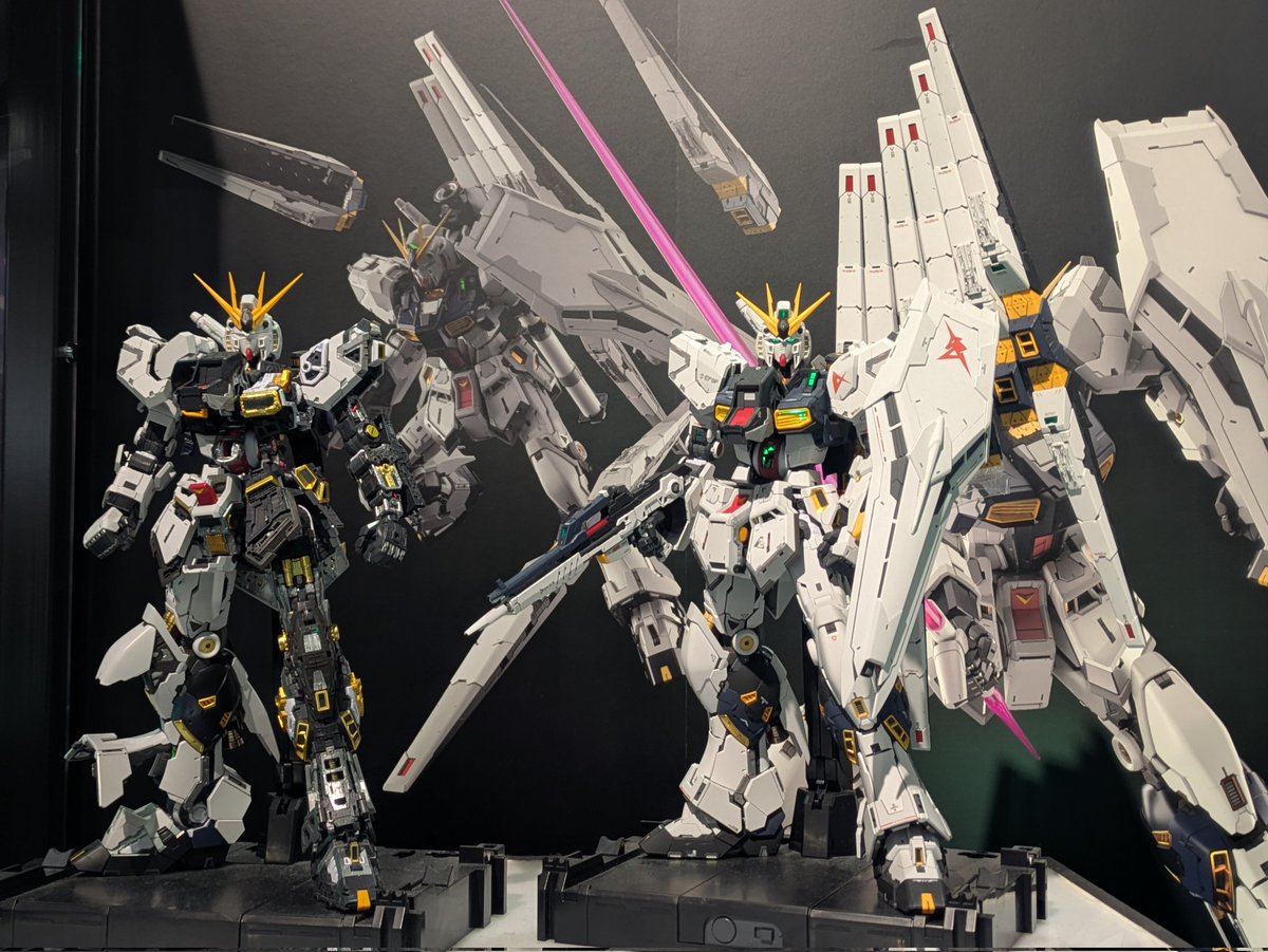 StoneStone_Man's tweet photo. #ガンダムベース東京
また廃ランナーが溜まったから仕事帰りの寄り道

新商品も再販品もベース限定品も数多並んでるけど急ぎ欲しい物は無かったから今回も手ぶらで撤収
皆が事前予約までして入りたがるガンダムベースだけどWEB整理券で入って何も買わずゴミ捨てただけ

なんだかなぁ～ https://t.co/CQpQwcoEMN