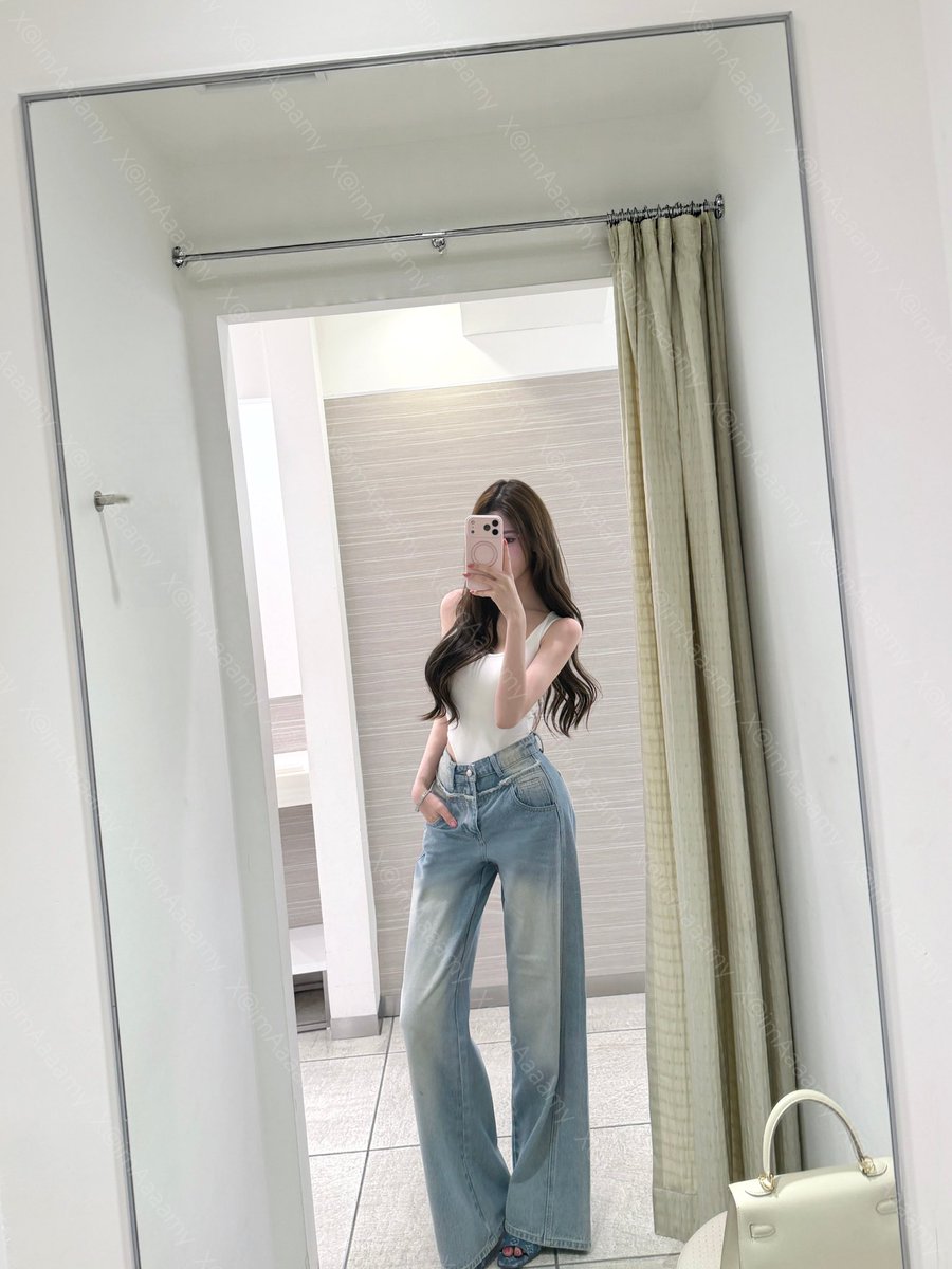 Amy tweet media