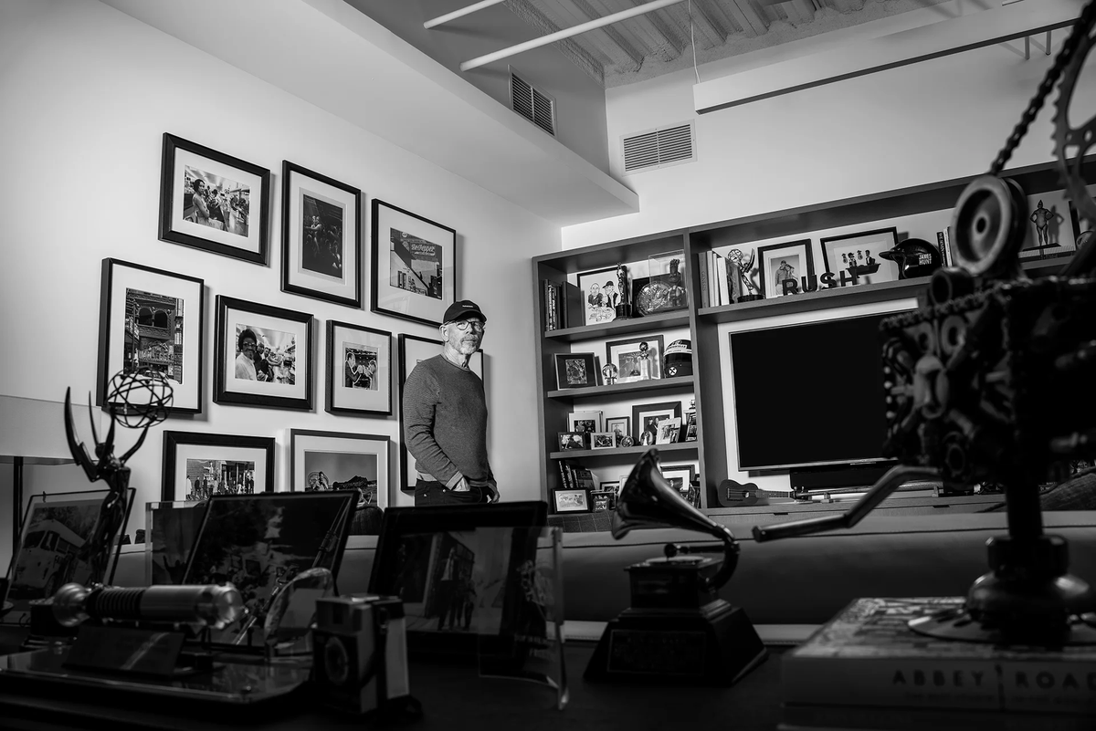TheWrap tweet media