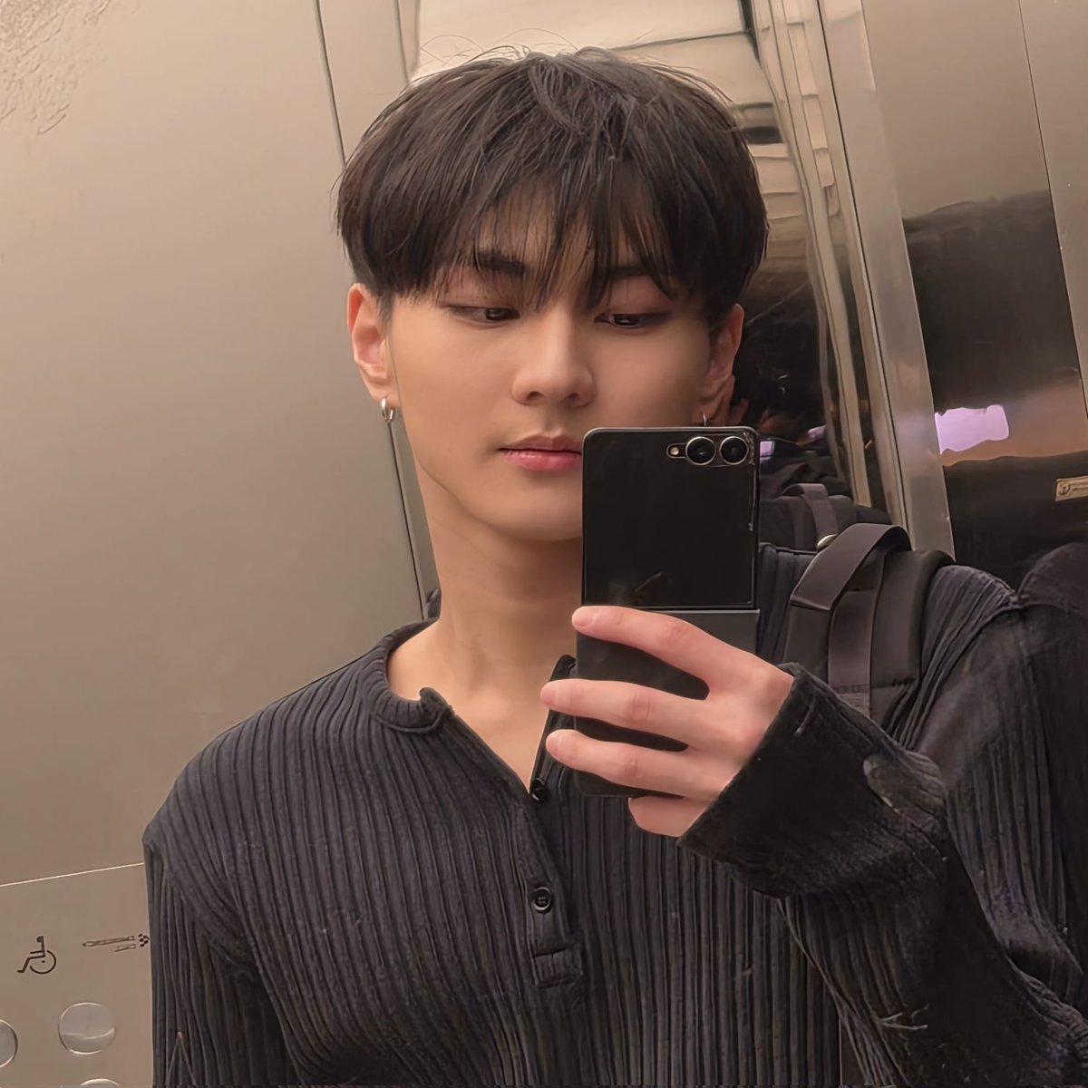 ishy ᶻ 𝗓 𐰁 tweet media