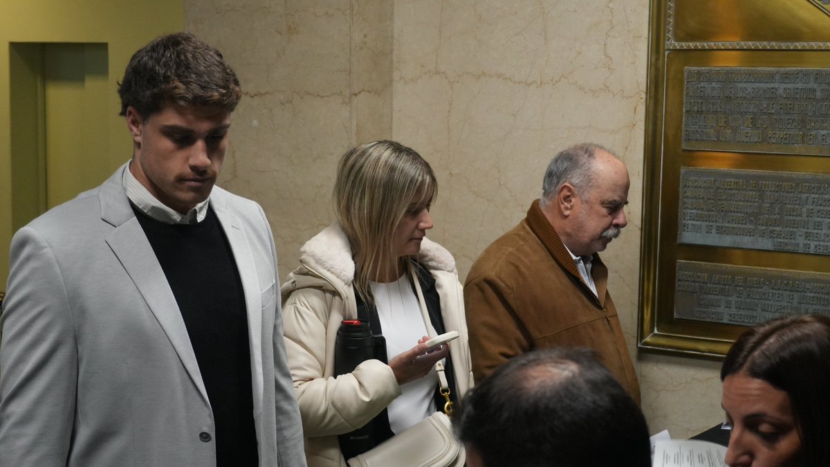 CRAprensa's tweet photo. Comenzó #JONAGRO 2026
Con una fuerte convocatoria política e institucional, quedó oficialmente inaugurado JONAGRO 2026 en la Bolsa de Cereales de Buenos Aires. https://t.co/xrjDMAZMK0
