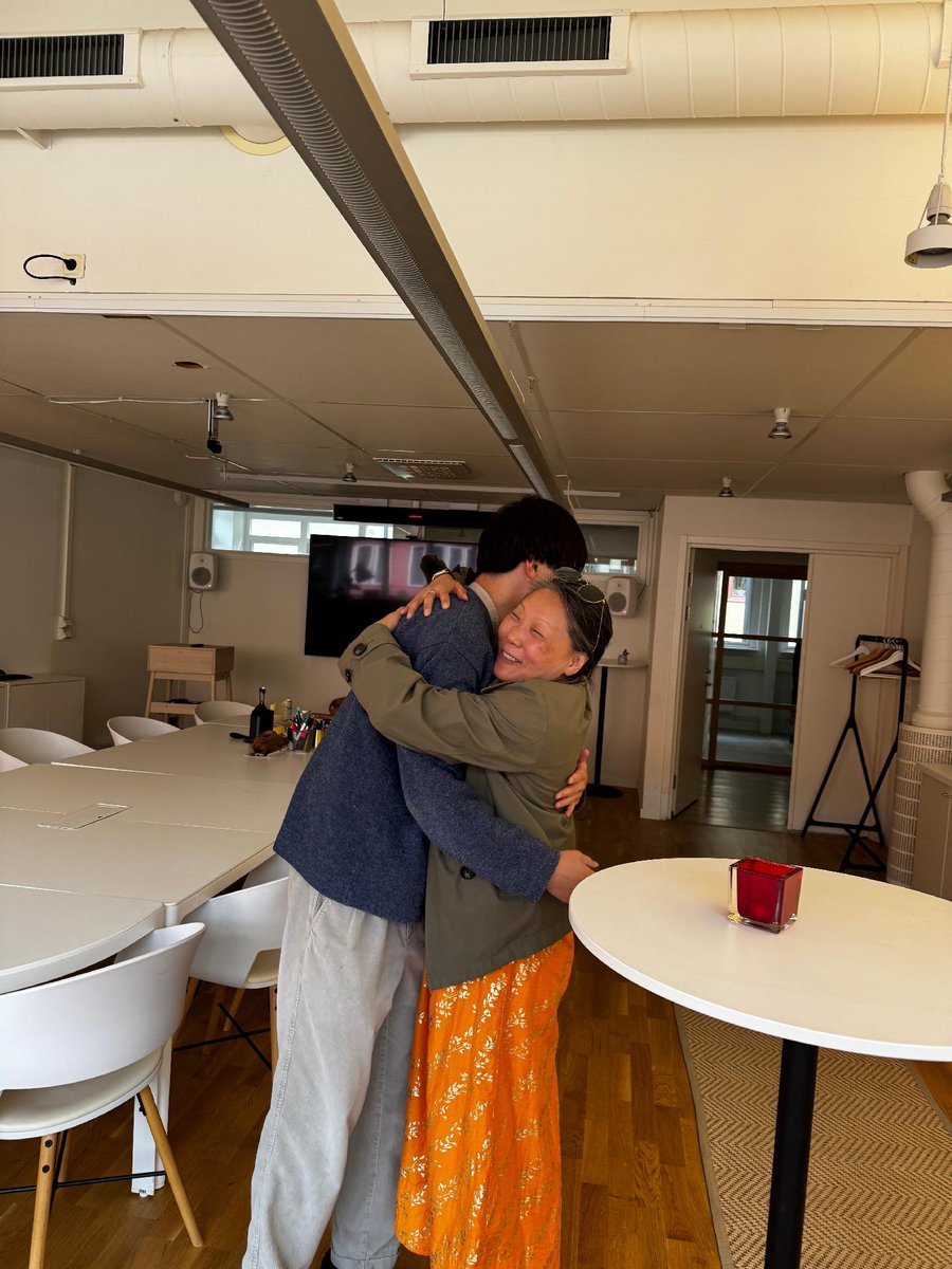 SSESupdates's tweet photo. What a weekend!

Together with Ebba Laurin we hosted the “Becoming Who You Want to Be” Weekend Workshop, and it was a really great one. 

Thank you to everyone who participated, and to Ebba for leading it with such care and presence. https://t.co/TM1zUdjXHk