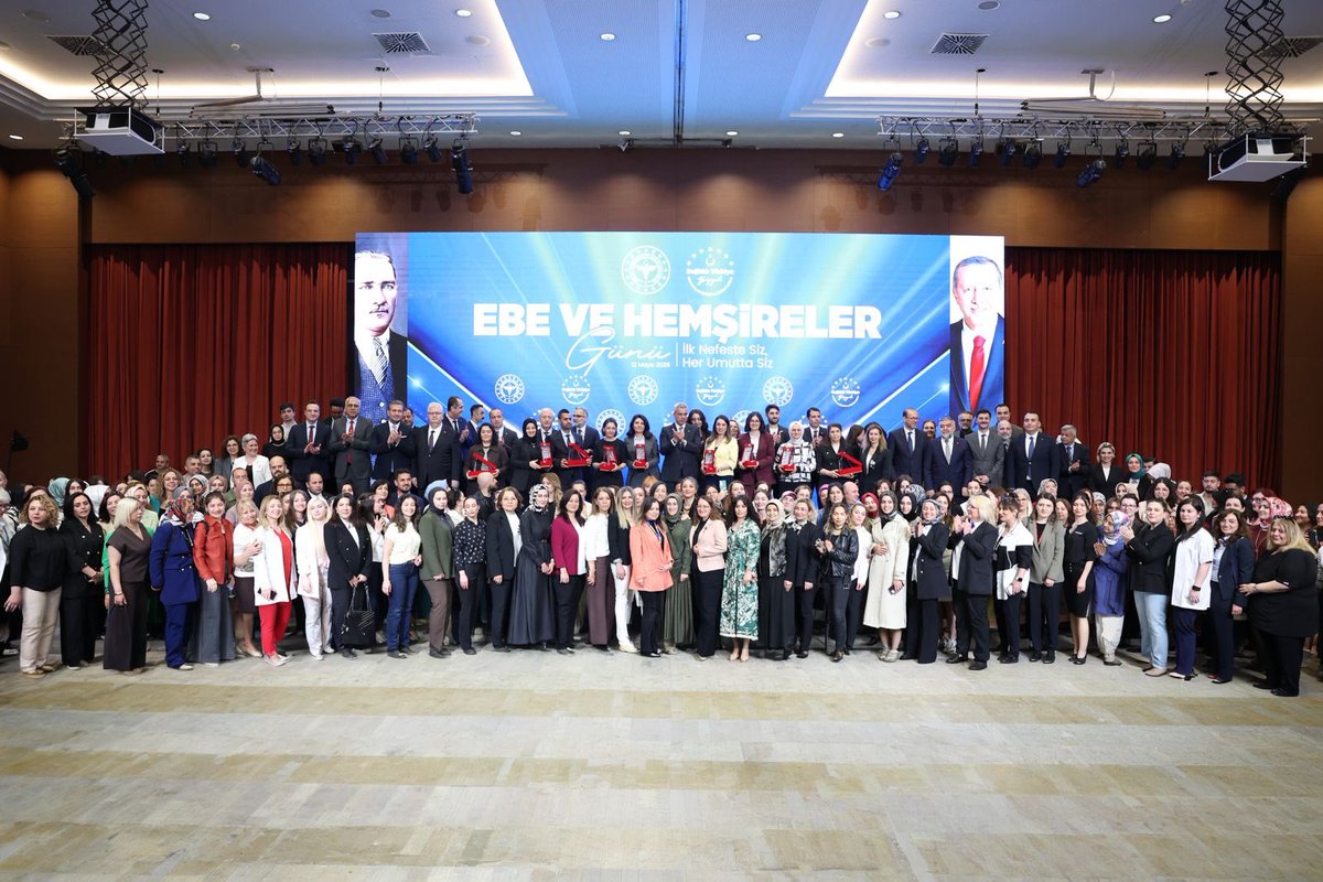 “İlk Nefeste Siz, Her Umutta Siz”

Sağlık Bakanımız Prof. Dr. Kemal Memişoğlu, Ebe ve Hemşireler Günü Programı’na katılarak başarılı çalışmalara imza atan ebe ve hemşirelere ödüllerini takdim etti.

📍Sağlık Bakanlığı Bilkent Yerleşkesi