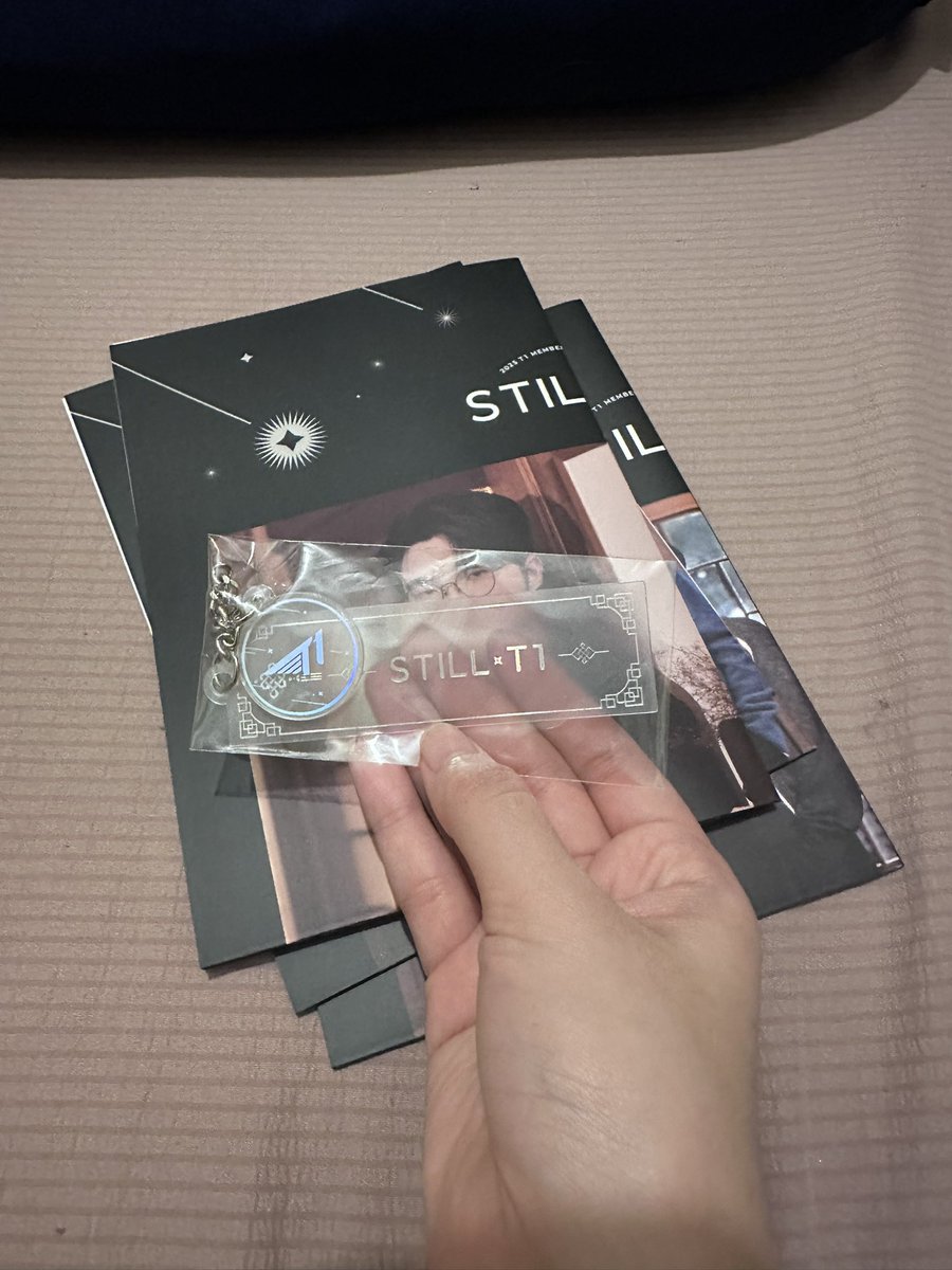 lười lắm tweet media
