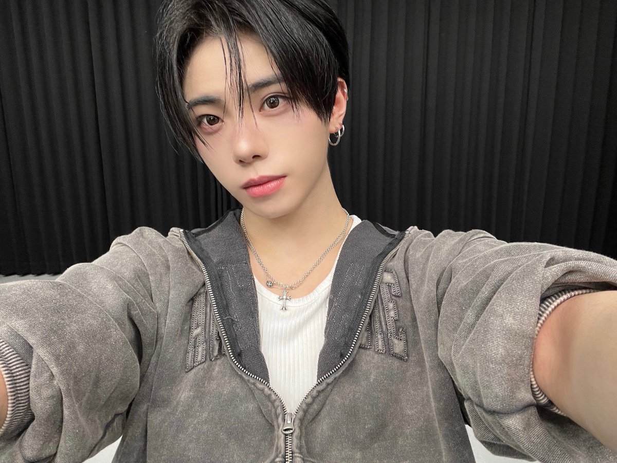 DD6PICTURES's tweet photo. #LEEWONWOO  weverse update

#DAILYDIRECTION #DD #데일리디렉션 https://t.co/UMZnNb6MFu