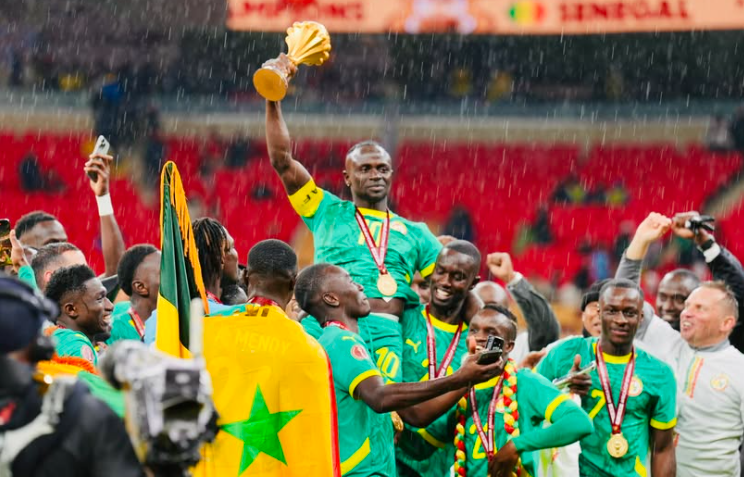 Assane_Fall_Off's tweet photo. 🌟Le meilleur joueur de l'histoire de l'Afrique🐐🌟

RT si t'es double champion d'Afrique 👑🏆🏆 https://t.co/4pw8Aml3OG