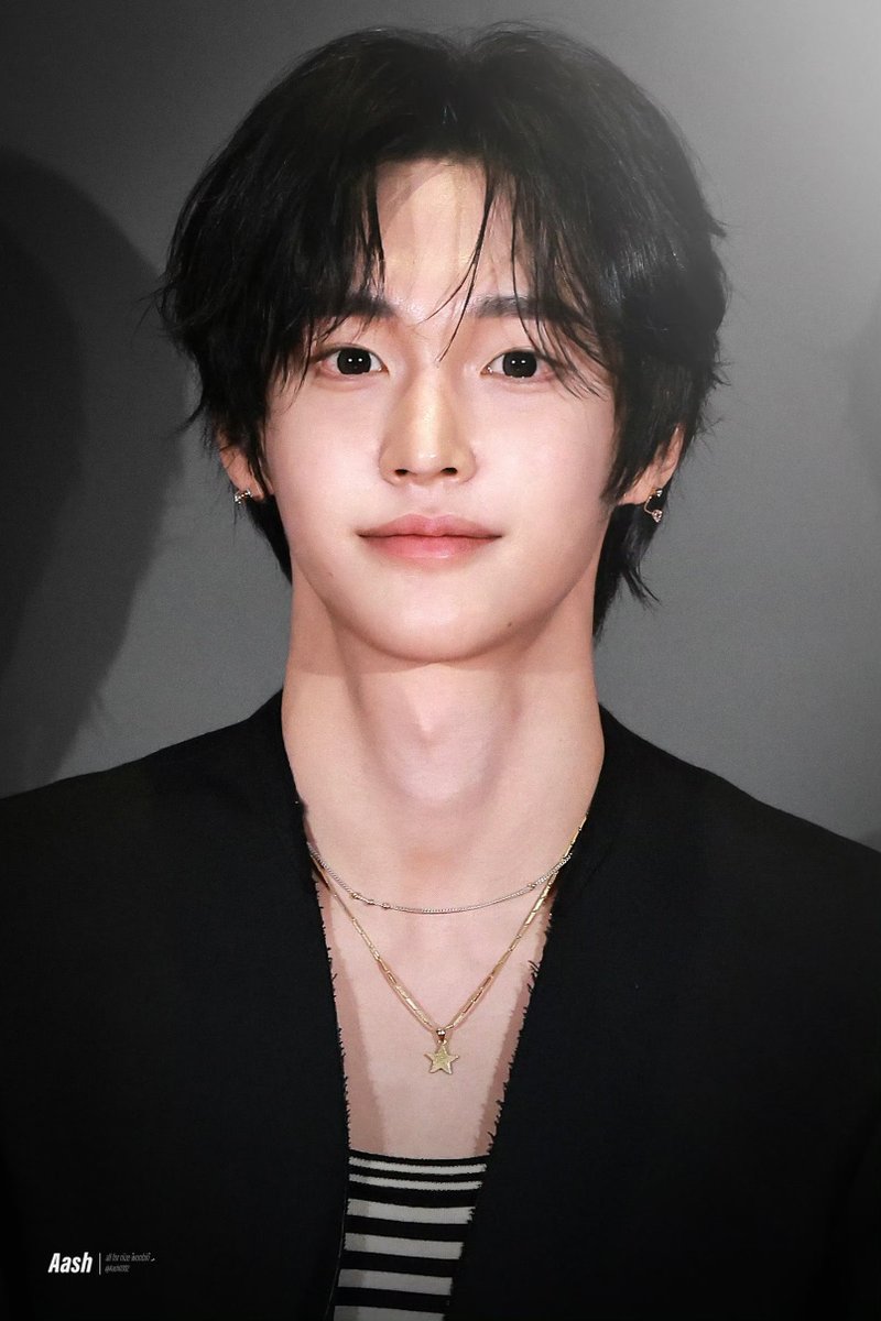 the reason wonbin is good at everything ♡︎

as a trainee,

wonbin had almost no real experience with singing or dancing before becoming a trainee. when he first entered the company, he would quietly stay in the back, carefully watching the older trainees and trying his best to