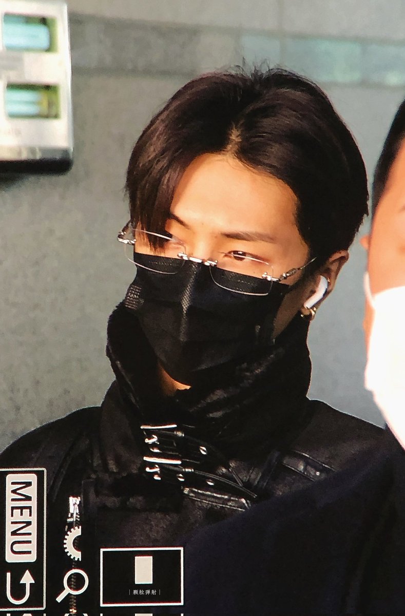 Nini tweet media