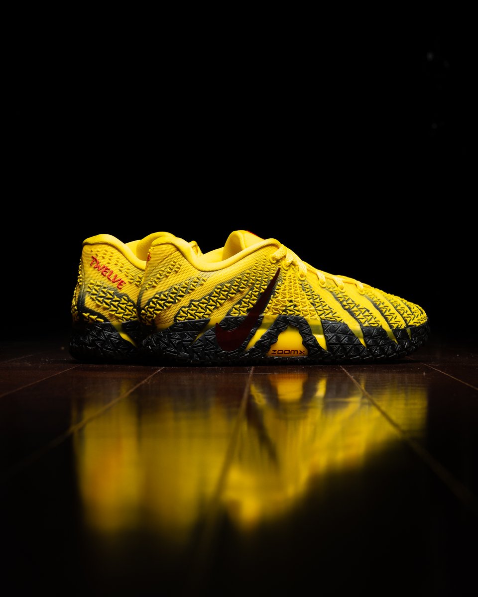 Sneaker Politics tweet media