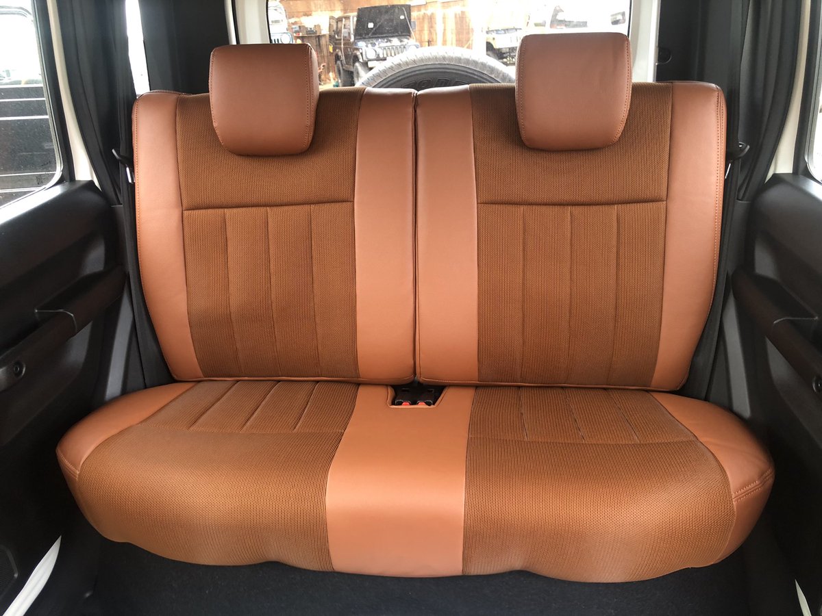 autosjs's tweet photo. こんばんは。リアシートも取付け完了
シートカバーもパツンパツンのビッチ
ビチでヨレ・ズレが無く良い感じです。
メッシュな感じで涼しげです

#ジムニー
#ノマド
#ジムニー中古車
#ノマド新車
#Jimny
#KATANA
#Samurai
#Sierra
#ジムニーカスタム
#ジムニーライフ
#ジムニー女子
#ジムニーキャンプ https://t.co/LRvHl5CVRi