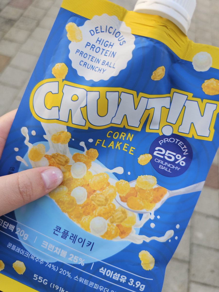 모묭 tweet media