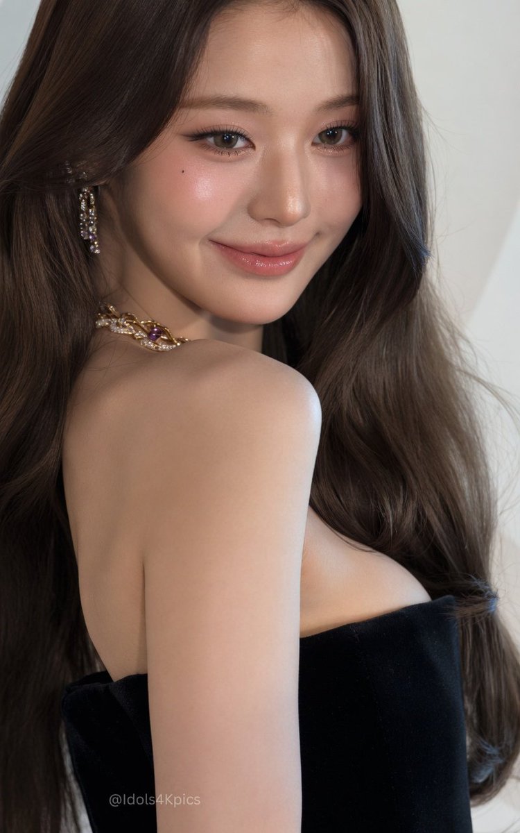 Idols4Kpics's tweet photo. https://t.co/CfEnM8NGtb