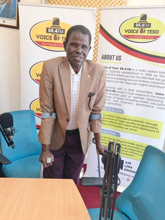 voice_of_teso's tweet photo. Rev. John Angola of Church of Boldness, Kireget, Kalaki is steadily recovering after that motorcycle accident. He's so grateful for the prayers and support he received, says he is back stronger 💪 Don't miss his Enyondo Segment every Tuesday, 11am-12pm, only on @voice_of_teso https://t.co/Xmh3QC09dT