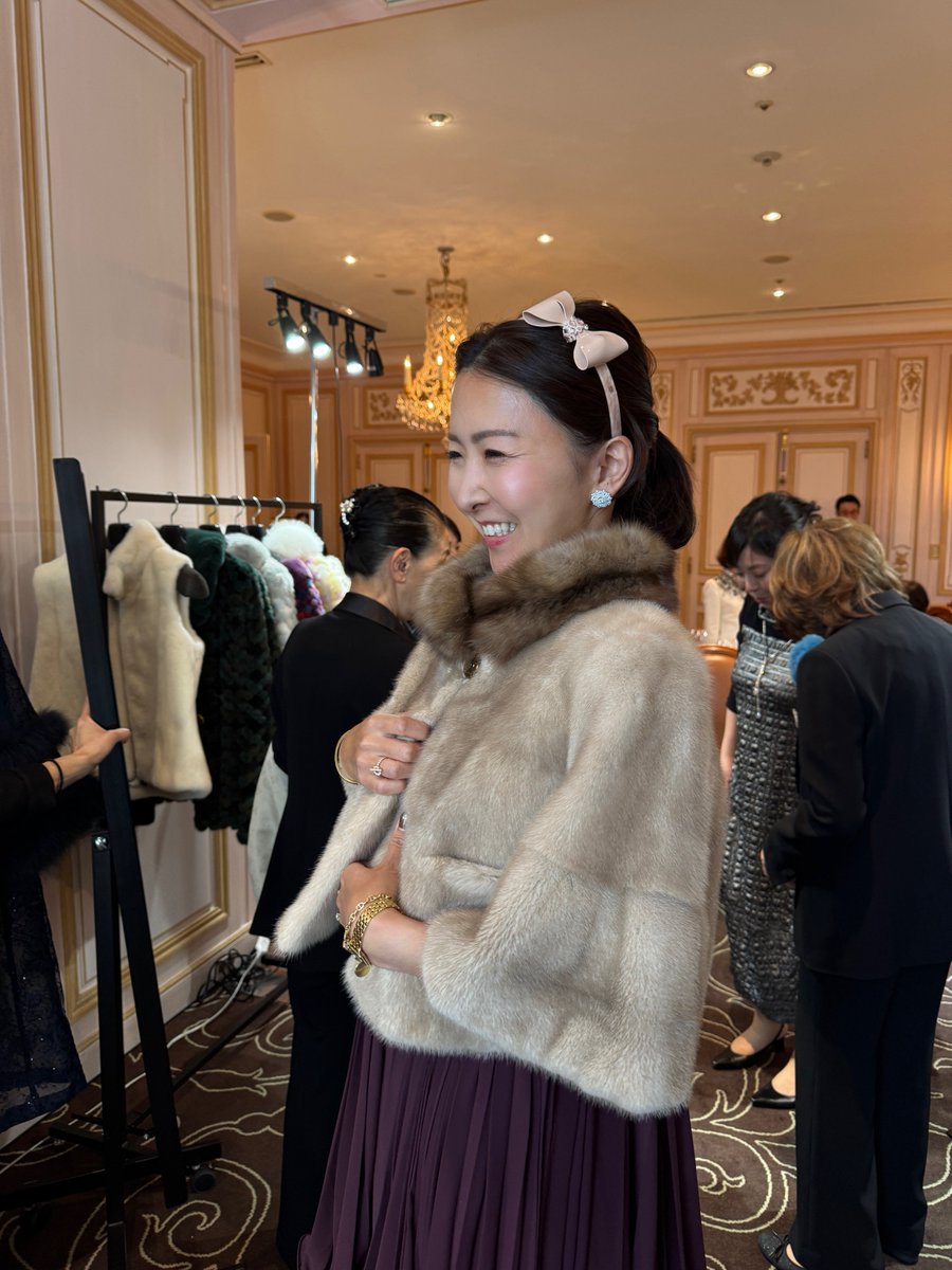 Anna_Advisors's tweet photo. 王室御用達CHIE IMAI New collection
ファッションショーにご招待
頂きました♡
美川憲一さんのお誕生日会もしました🎂
千晶さんいつもありがとうございます
https://t.co/t4gnZrVORD
#chieimai
#さそり座の女 https://t.co/lw3hUNEFsd