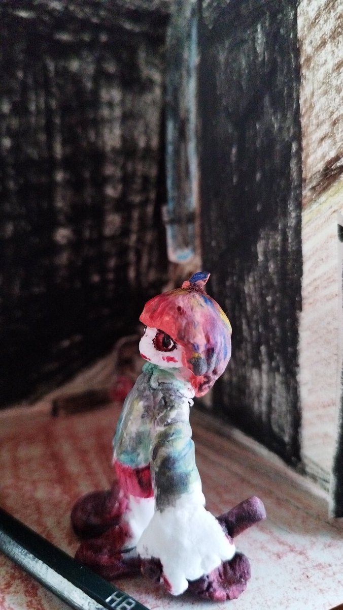 fnmdot's tweet photo. 粘土であそんだ人間だ :-0
#art https://t.co/Sa2Z4Dpx1f