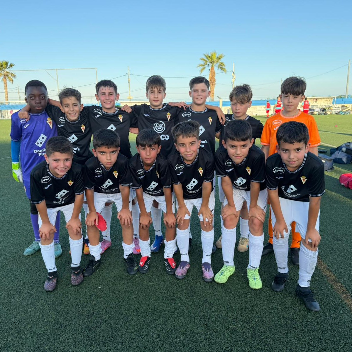 canteragrana's tweet photo. 𝗥𝗘𝗦𝗨𝗟𝗧𝗔𝗗𝗢 | J25 Superliga Benjamín 
EF Torre Pacheco 1-3 𝗕𝗲𝗻𝗷𝗮𝗺𝗶́𝗻 𝗥𝗠 𝗔 

💥 Goles de:
⚽️⚽️ Ismael Sánchez
⚽️ Antonio Sánchez  
#CanteraGrana https://t.co/zkyqdZJel8