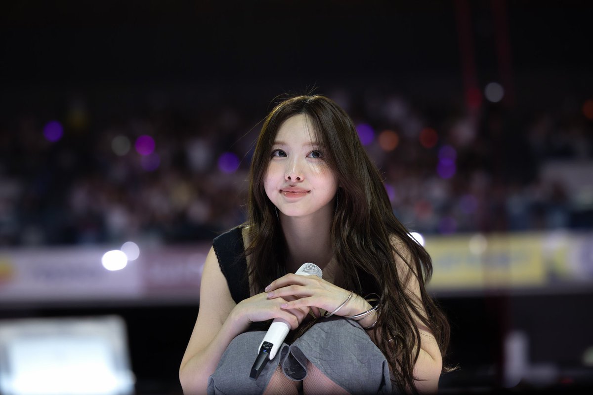 루이스 tweet media
