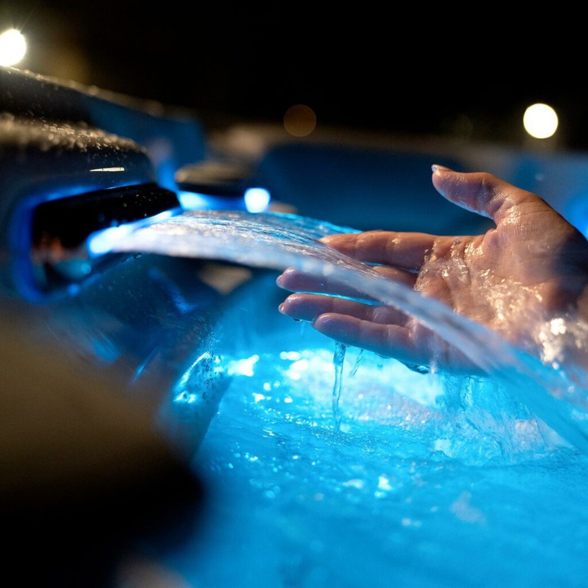 Epic Hot Tubs & Swim Spas tweet media