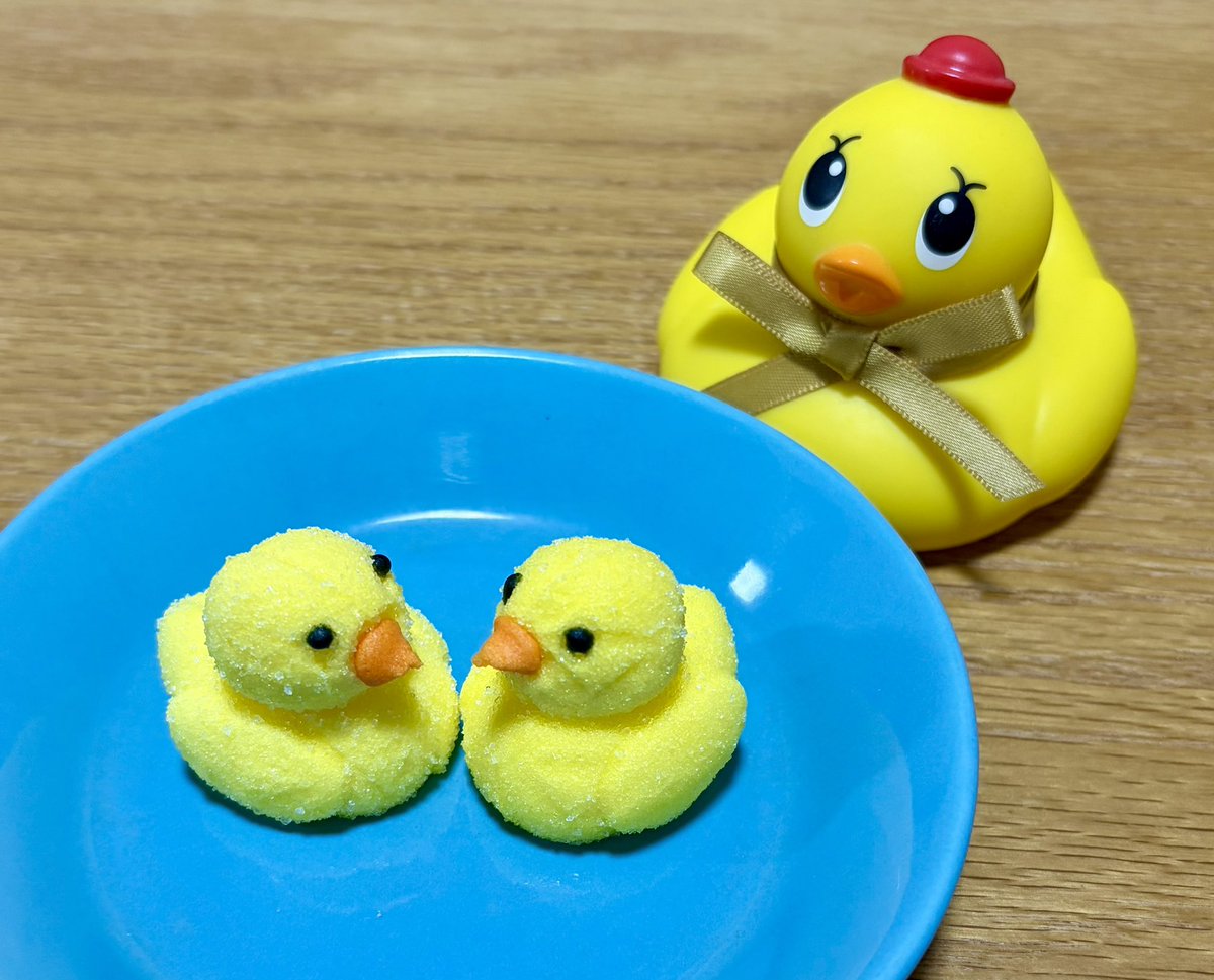 のん tweet media