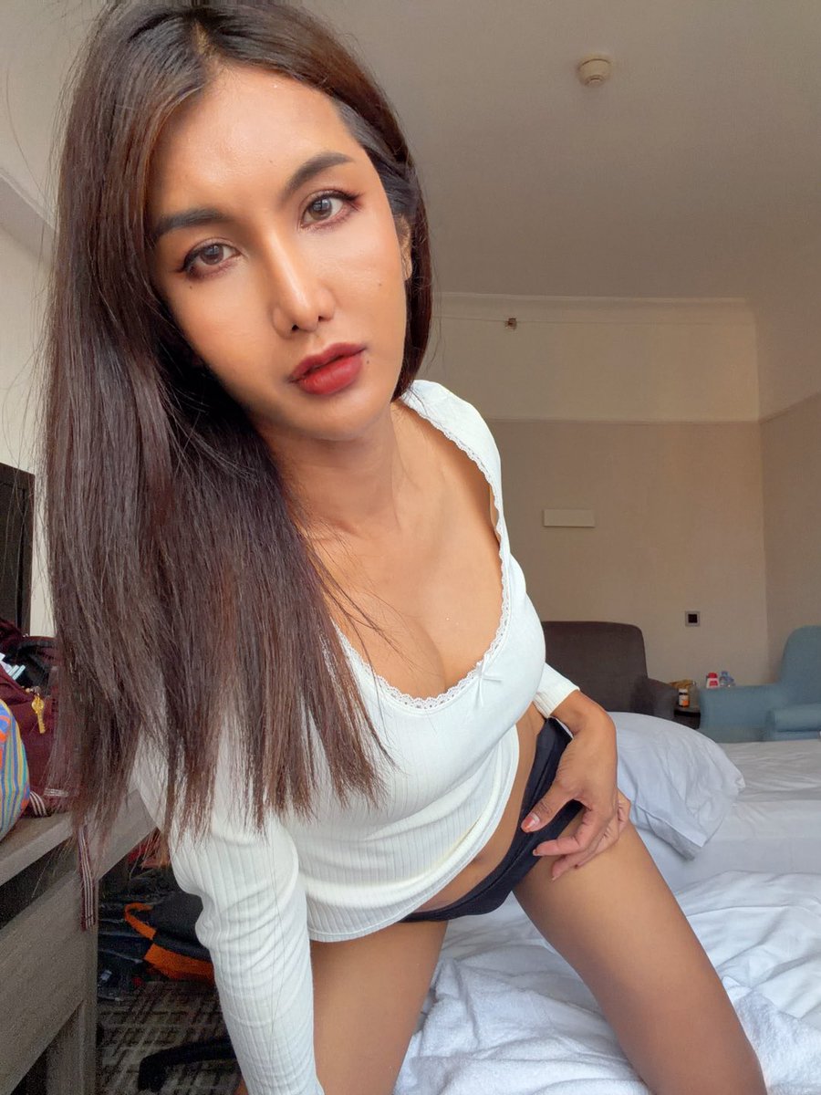 ผัดเผ็ดงูเห่า 🐍🐍สาวสองไม่แปลง ts Ladyboy BKK tweet media