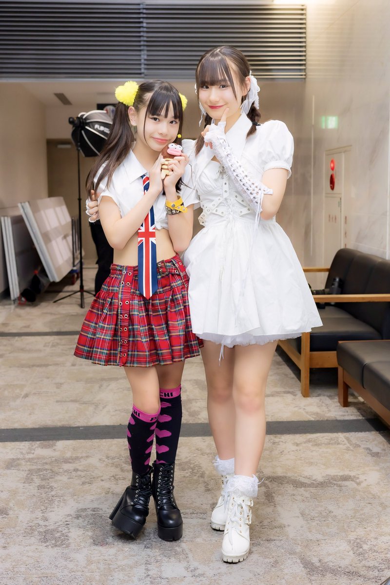 せば tweet media