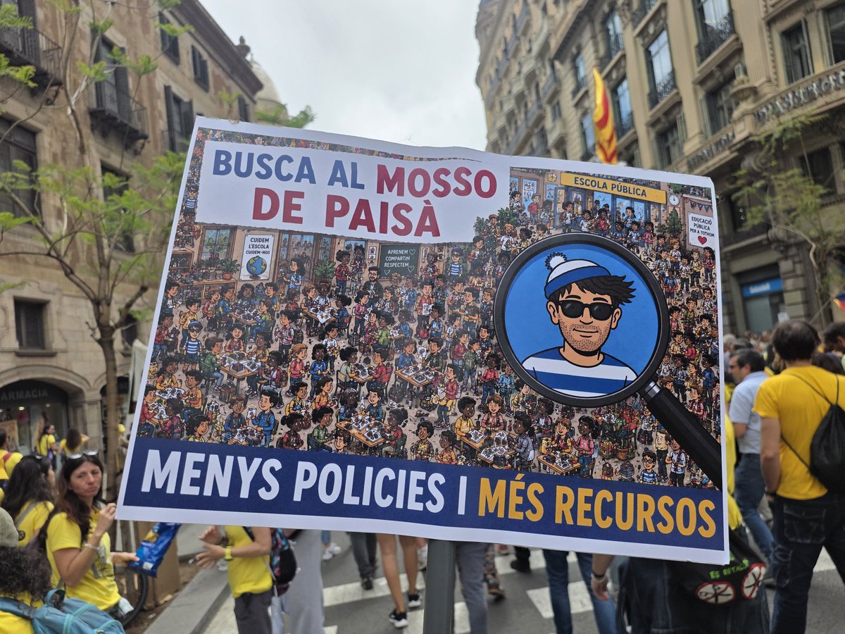 davidheras's tweet photo. Menys policies, més recursos ✊📚
L’educació no necessita repressió ni por.
Necessita professionals, suport, inclusió i inversió real als centres.
Avui fem vaga per defensar una escola pública digna per a tothom.
#VagaEducació #EducacióPública @mapikaze @EnsenyamentUSOC https://t.co/m6OzRDXqu2