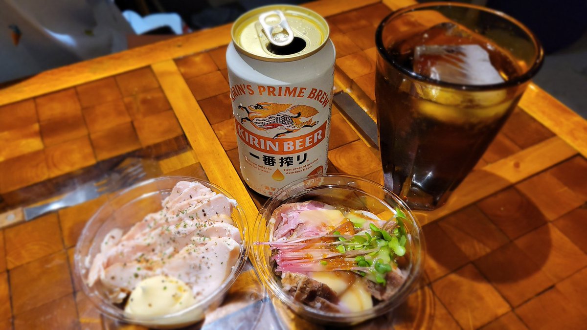 take4hamada's tweet photo. 出番前の腹ごしらえ！
ぜひ配信もご覧くださーい！ https://t.co/OCvTbY03ro