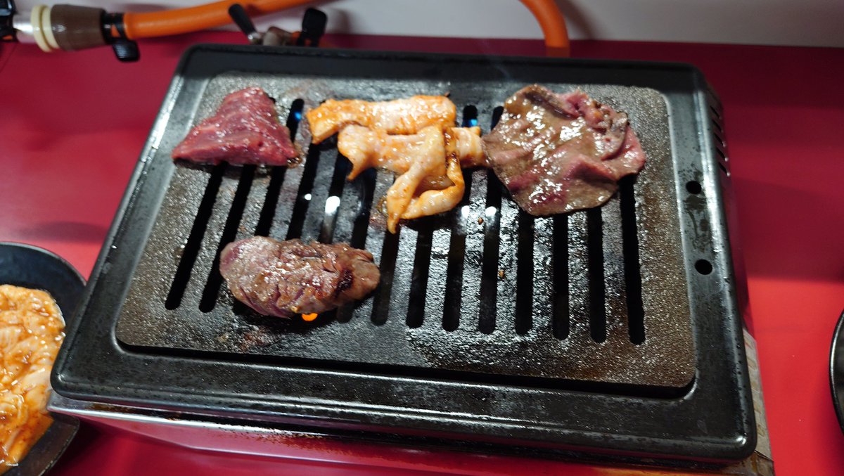 gvibes 今週もよろしく〜💕 ムースちゃんは1人焼肉できる⁉️