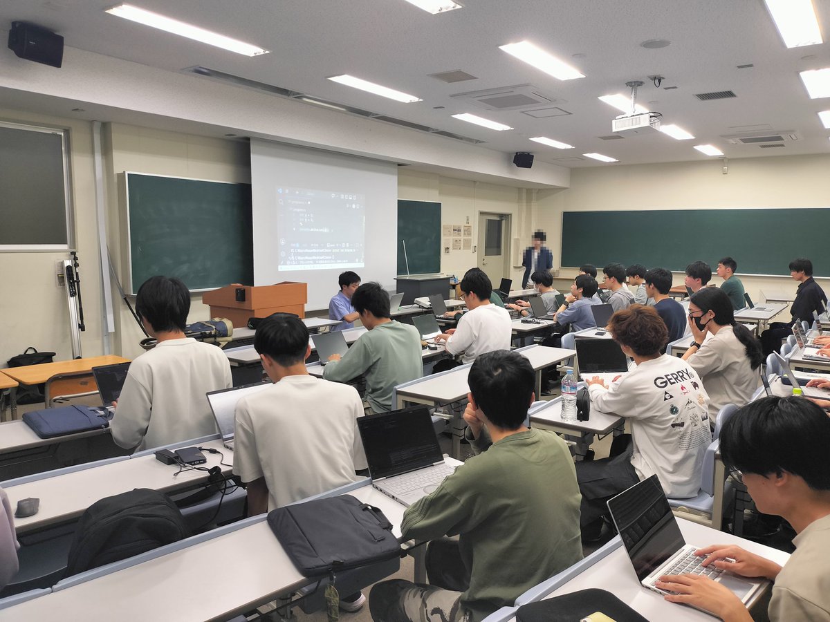 OUCC's tweet photo. 今日のC#,Unity講習会はなんと20人超えでした！皆さんありがとうございます！！🤩 https://t.co/bof5GH31Ei