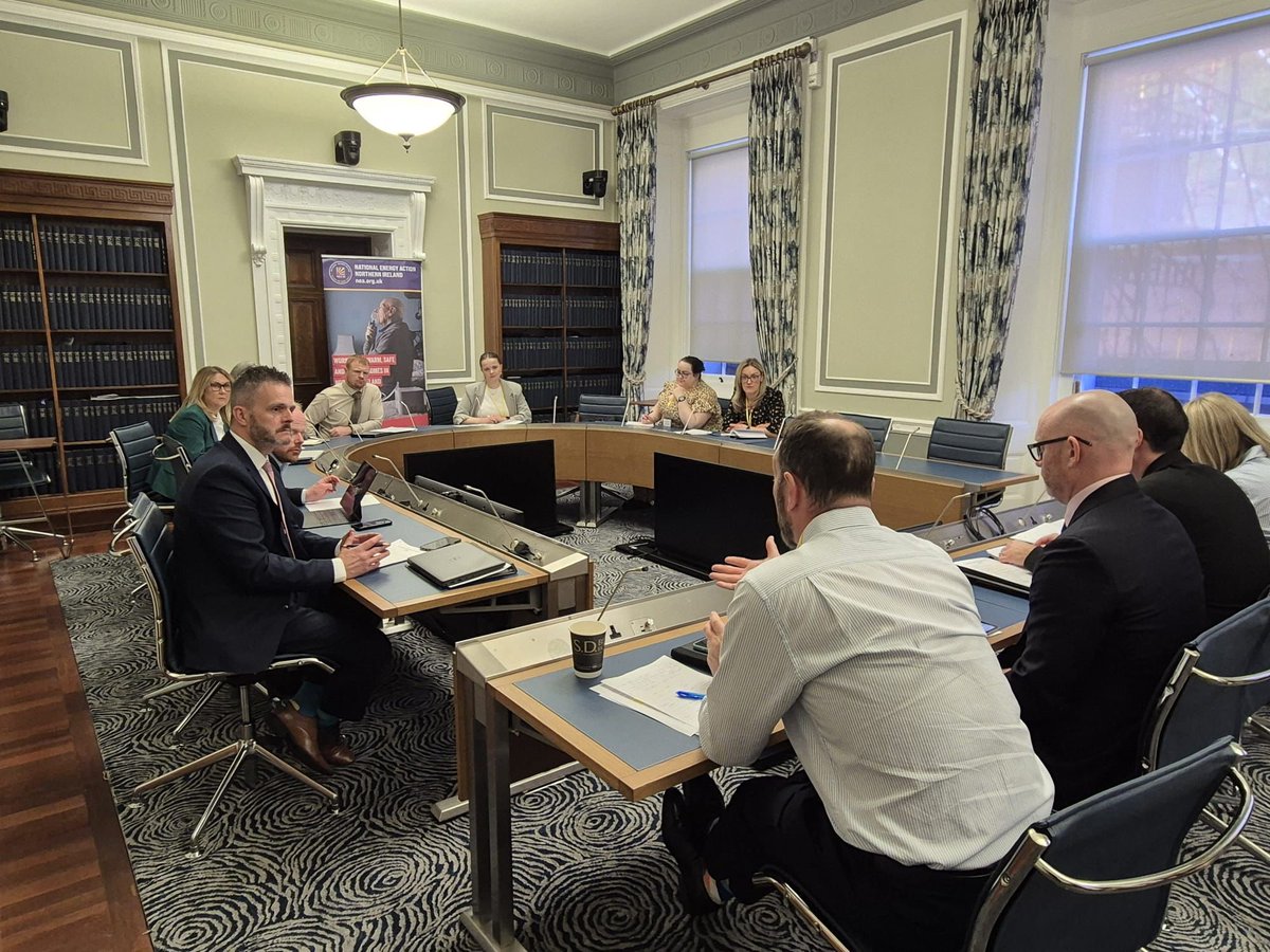 NEANIreland's tweet photo. Yesterday's meeting of the All-Party Group on #FuelPoverty brought together representatives from @UREGNI, @PowerNI, @sseairtricity and the NI Oil Federation for an important discussion on rising energy prices, customer support and the challenges facing vulnerable consumers. https://t.co/2fEdhzYWqW