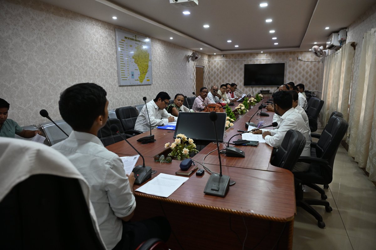 DCKarbiAnglong's tweet photo. DC Karbi Anglong Shri Aranyak Saikia, IAS chaired a meeting with social organisations and officials to deliberate and shortlist prospective Padma Award nominees from the district for onward submission to the State Government, recognising outstanding contributions towards society. https://t.co/F5oCm7WjO6