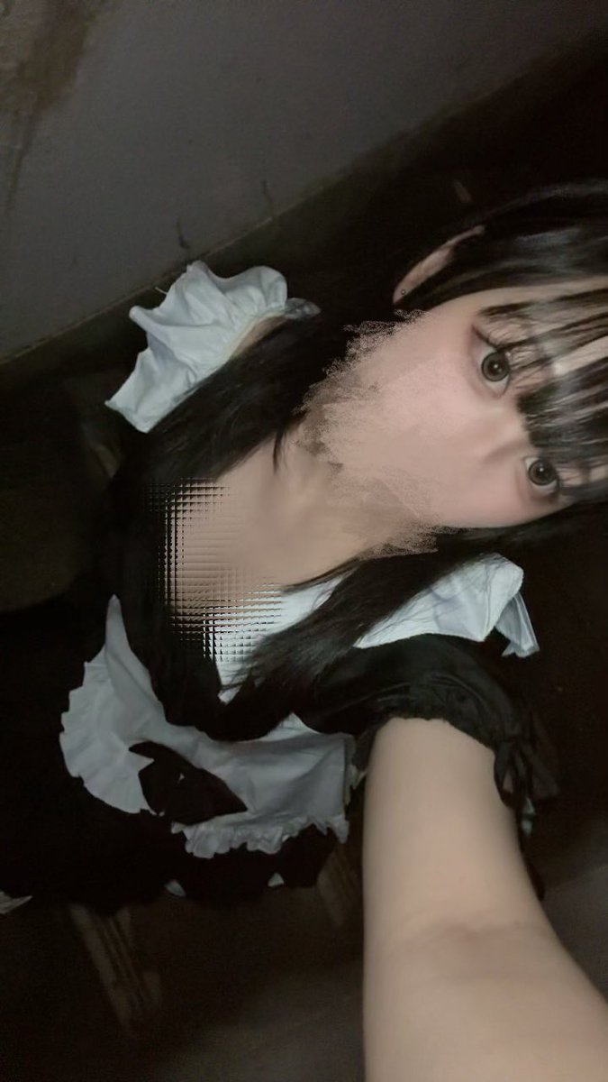 ろろ tweet media