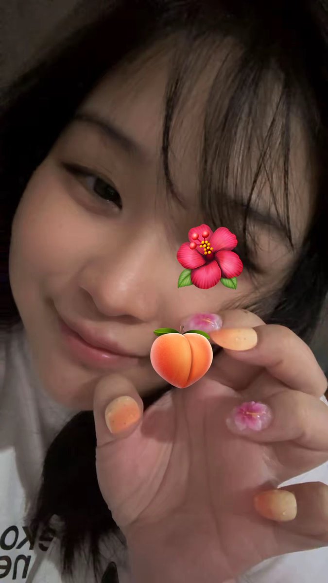 kyriri 🌺✨ VGEN tweet media