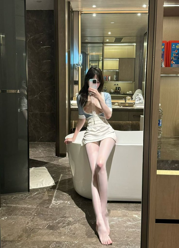 🌸🌸金鱼出品，必属精品🌸🌸

今日推荐

#郑州 
20-162-80-B

🍑纯欲大长腿
🍑冷白皮
🍑可无套

每天发的只是很少的一部分，进群群里每天更新，
预约流程介绍在群置顶

https://t.co/OK2MrpDOqG

联系方式

✈️：https://t.co/1YWXv59qLz
没飞机的，进不了群的，加Q 
Q：3768290925 https://t.co/rsXT2573xz