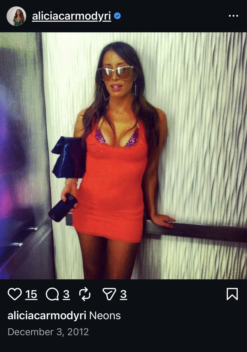 Sonja’s Tampon String tweet media