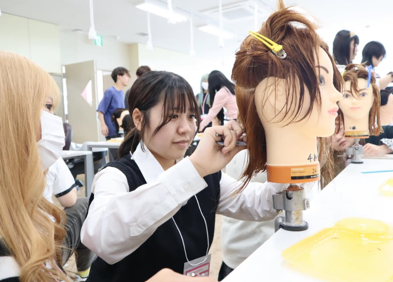 【オープンキャンパス受付中‼️】FSGカレッジリーグ tweet media