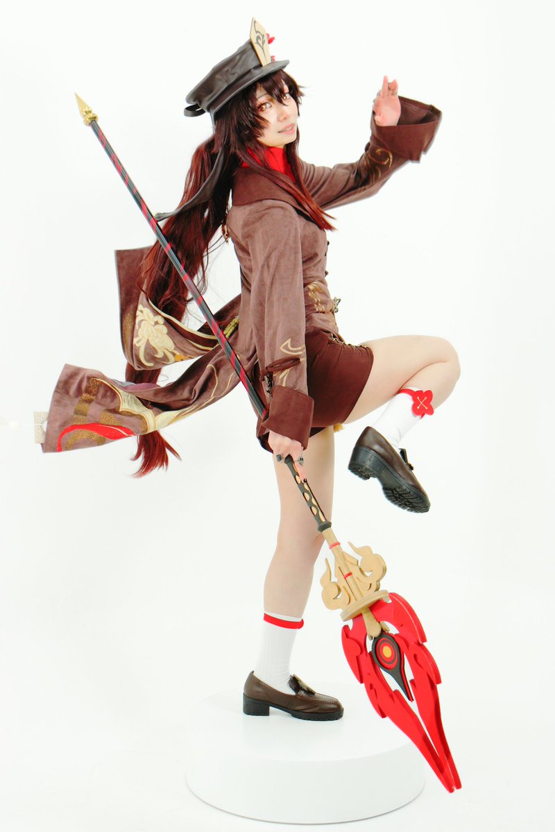胡桃 RT @cos_11ne: cosplay 原神 胡桃 ー夜 行 蝶ー photo @Sachikaze_HI