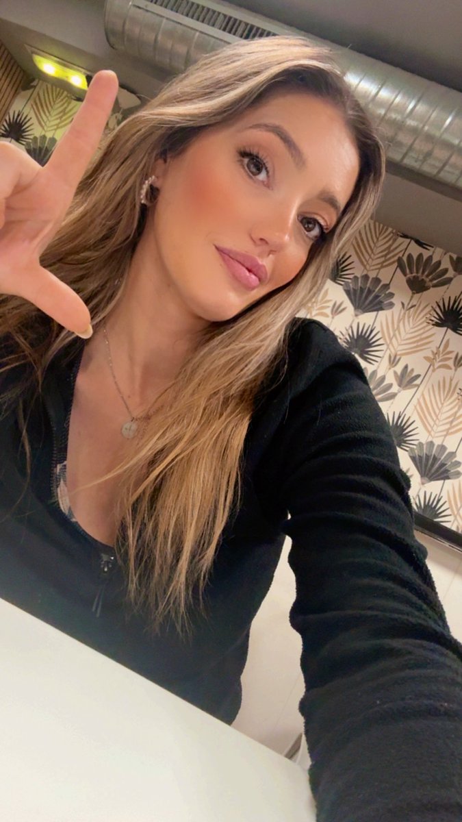 Findom Brat Blonde 👸🏼⛓️ tweet media