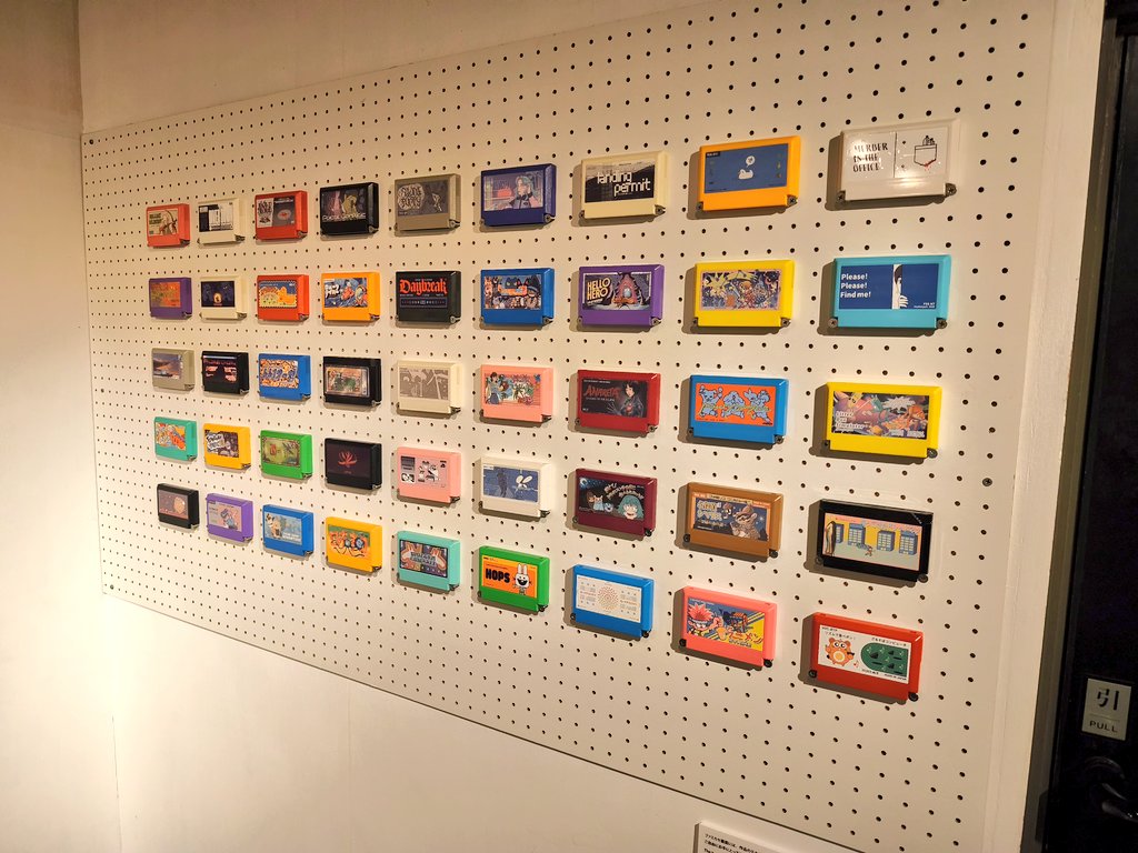 Velvet_Fiji's tweet photo. Famicase exhibition is up, so much good work in there. go if you can! and you can vote for my entry, star grid love 😁
#famicase #ファミカセ展 https://t.co/jiqhbv46i2