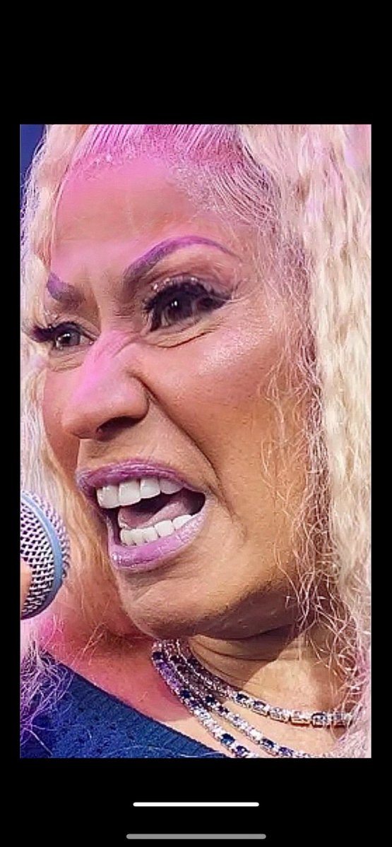 Mama B tweet media