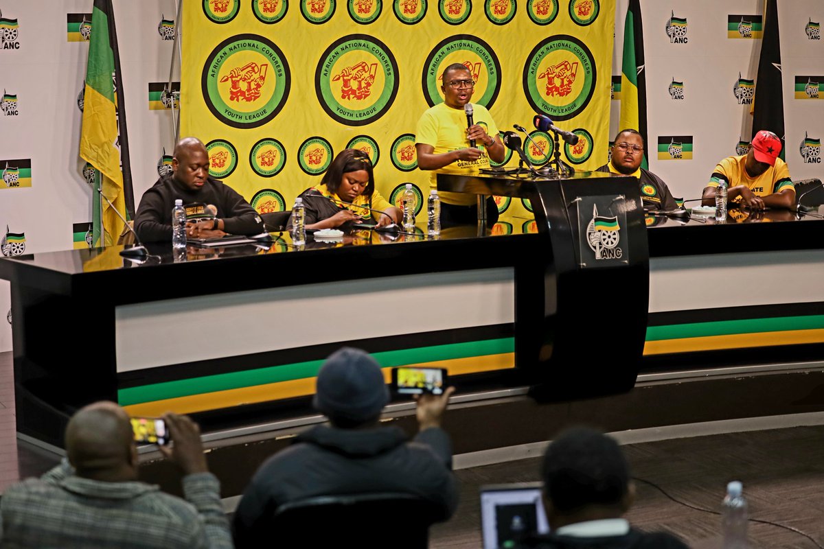 Thlologelo Collen Malatji tweet media