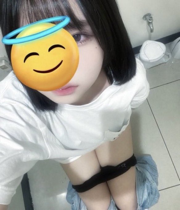 もか tweet media