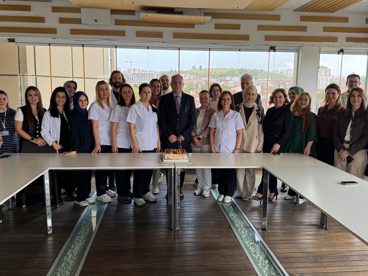 TTSSYV's tweet photo. Fedakarlığın ve Şefkatin Simgesi Hemşirelerimizin Günü Kutlu Olsun!
Yaşamın her anında, büyük bir özveri ve sabırla sağlık hizmeti sunan, şifa veren ellerin sahibi tüm hemşirelerimizin 12 Mayıs Hemşireler Günü'nü kutluyoruz.
Başta Türk Telekom polikliniklerimizde her gün özveriyle görev yapan, vakfımızın üyelerine ve çalışanlarımıza şefkatle destek olan değerli mesai arkadaşı hemşirelerimiz olmak üzere; toplum sağlığının korunması için canla başla çalışan tüm hemşirelerimize sonsuz teşekkürlerimizi sunarız.